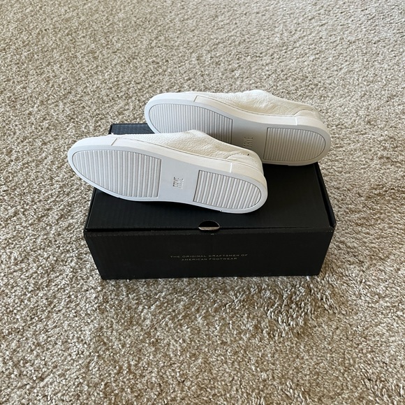 NWT Frye Women's Ivy Low Lace Sneaker - Picture 4 of 7